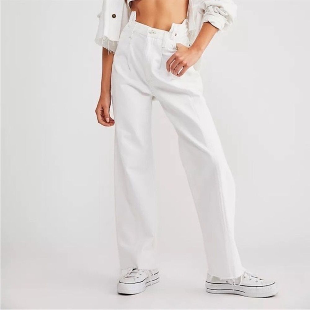 AGOLDE Pieced Angled Straight Leg Raw Hem Jeans - White | Size 28